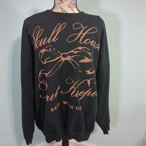 Skull house designs secret keeper safe with us bow sweatshirt extra large/2x